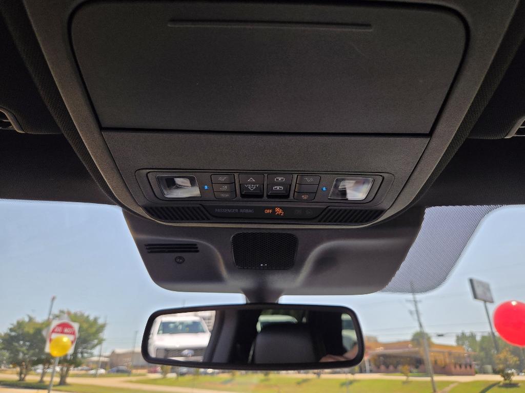 new 2025 Ford Expedition car, priced at $79,475