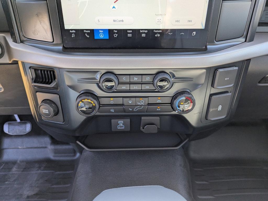 new 2024 Ford F-150 car, priced at $38,970