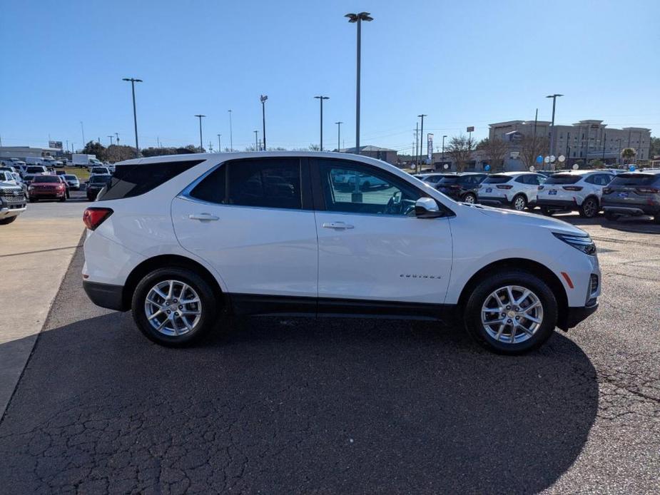 used 2022 Chevrolet Equinox car, priced at $23,545