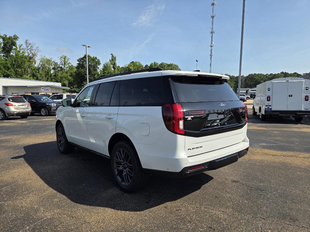 new 2025 Ford Expedition car, priced at $84,220