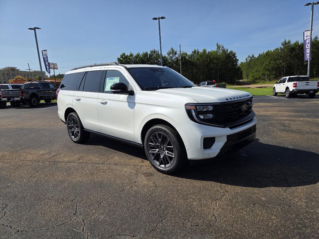 new 2025 Ford Expedition car, priced at $84,220