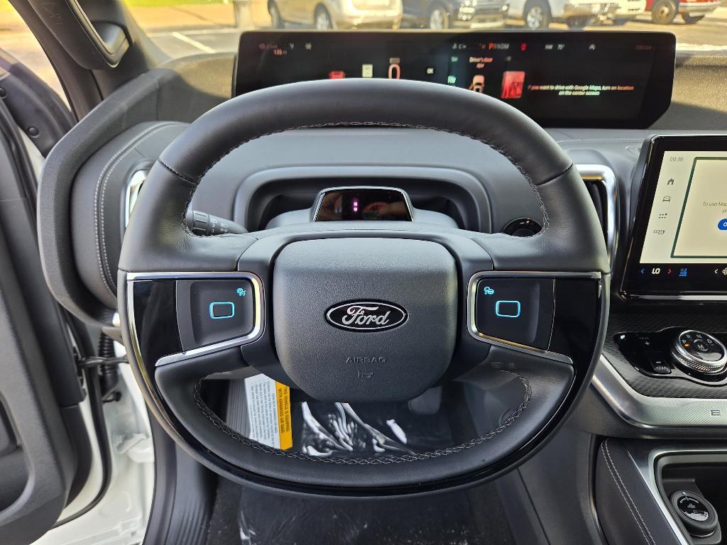 new 2025 Ford Expedition car, priced at $84,220