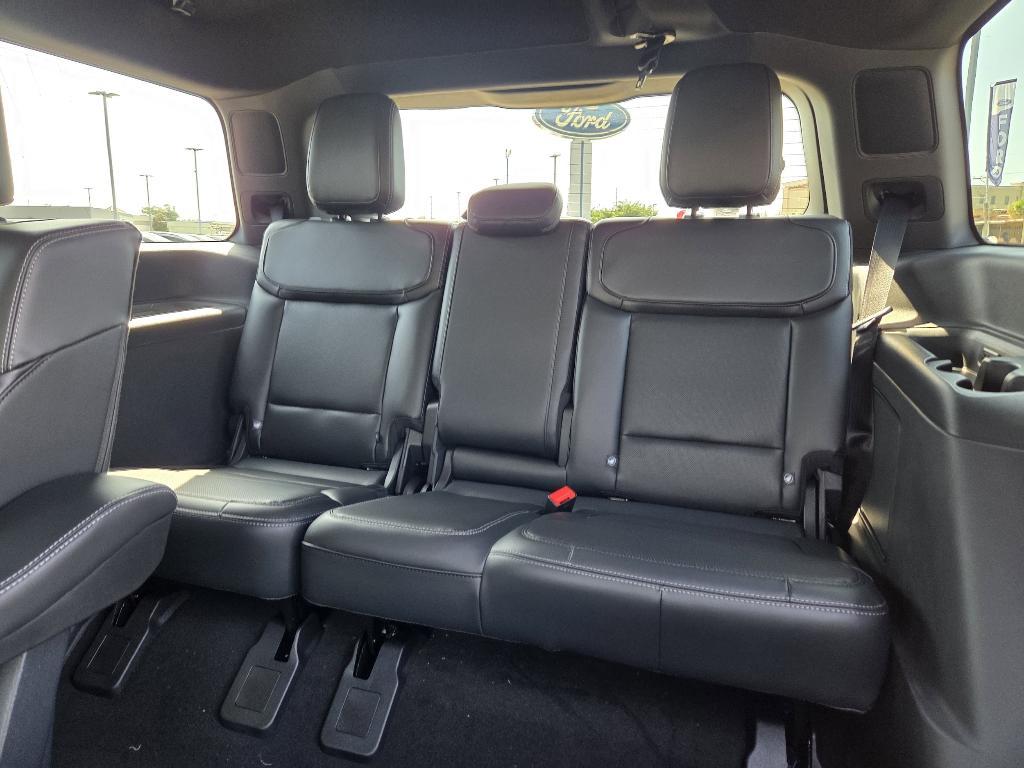 new 2025 Ford Expedition car, priced at $84,220
