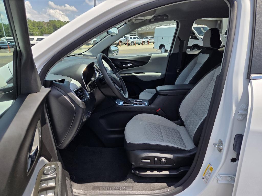 used 2024 Chevrolet Equinox car, priced at $26,859