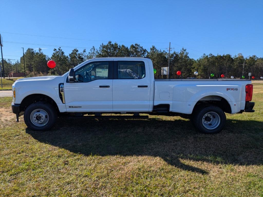 new 2024 Ford F-350 car, priced at $67,120