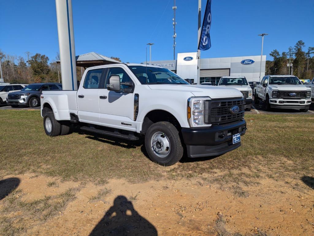 new 2024 Ford F-350 car, priced at $67,120