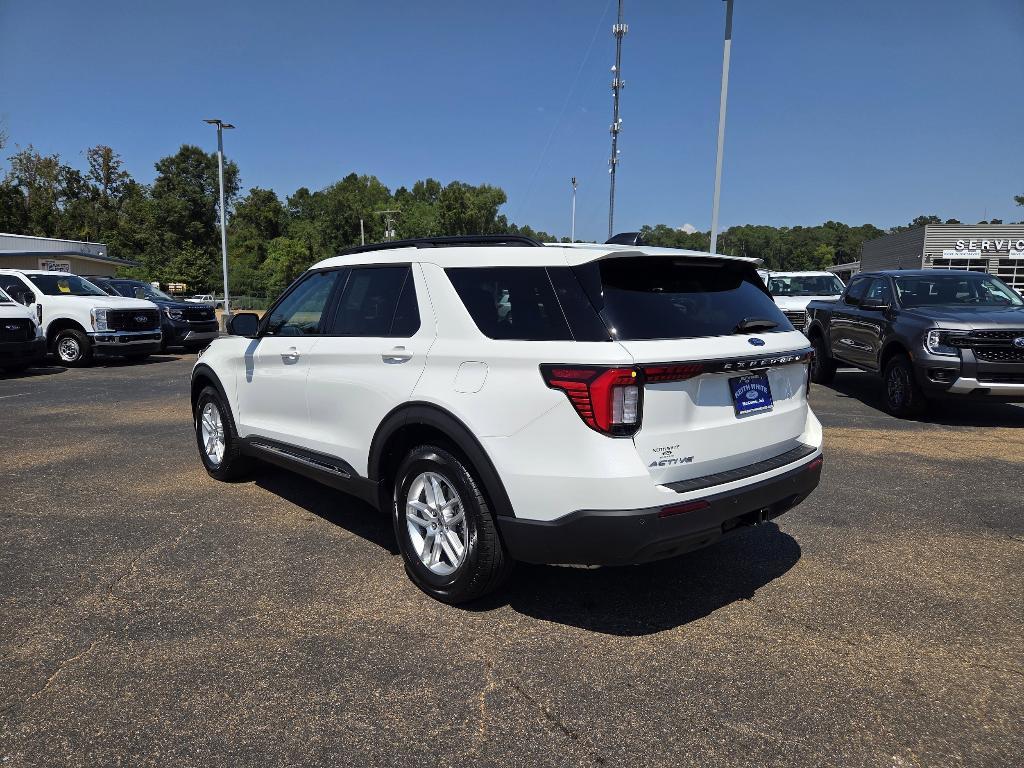 new 2025 Ford Explorer car, priced at $41,440