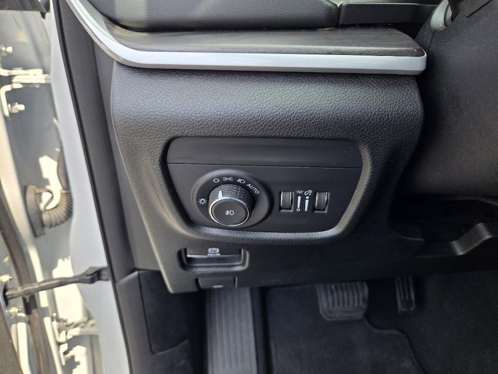 used 2023 Jeep Grand Cherokee L car, priced at $32,888
