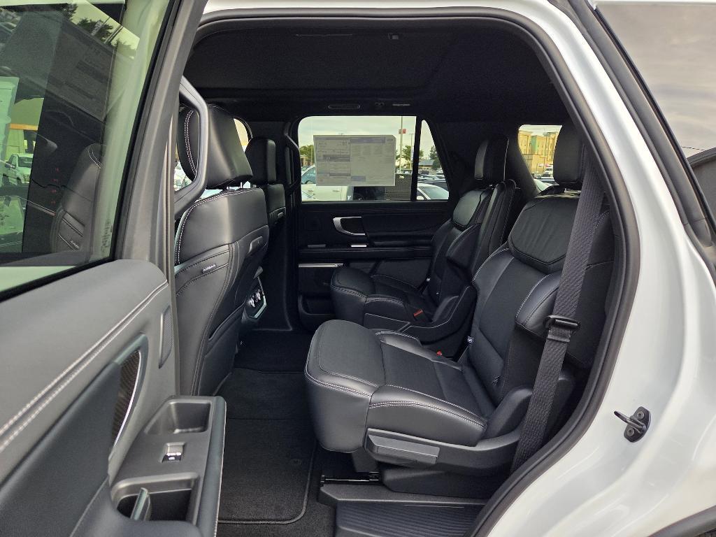 new 2025 Ford Expedition car, priced at $83,156