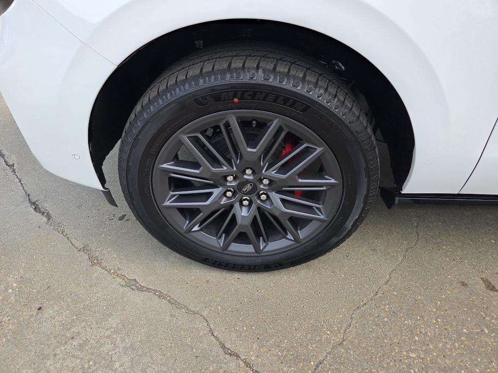 new 2025 Ford Expedition car, priced at $83,156