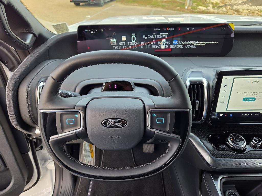 new 2025 Ford Expedition car, priced at $83,156