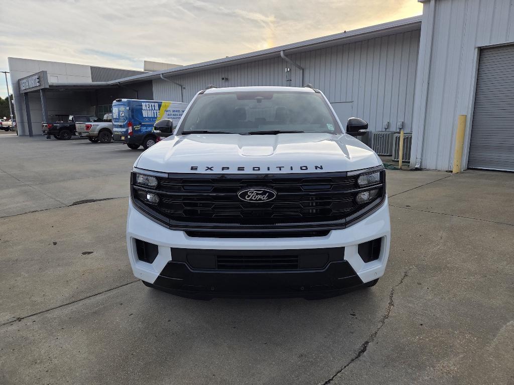 new 2025 Ford Expedition car, priced at $83,156