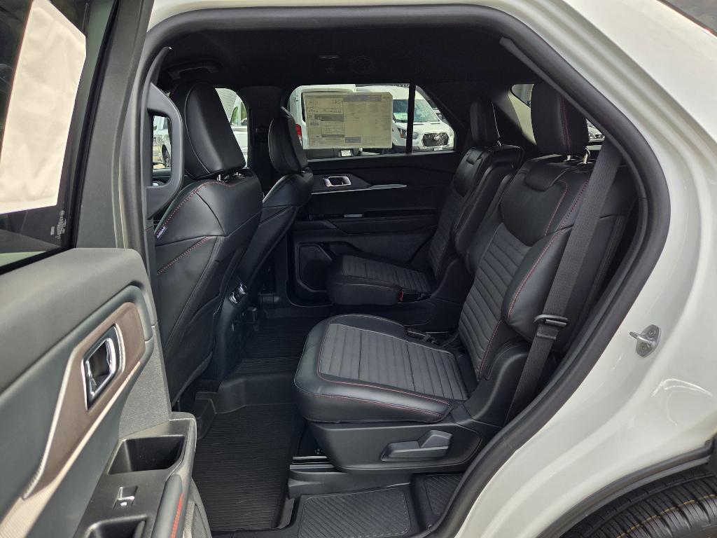 new 2025 Ford Explorer car, priced at $49,530