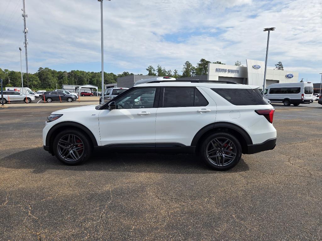 new 2025 Ford Explorer car, priced at $49,530