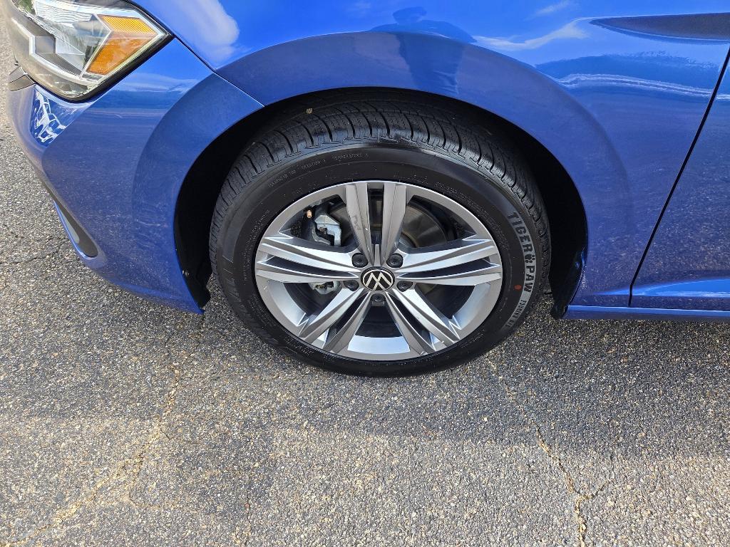 used 2024 Volkswagen Jetta car, priced at $25,300