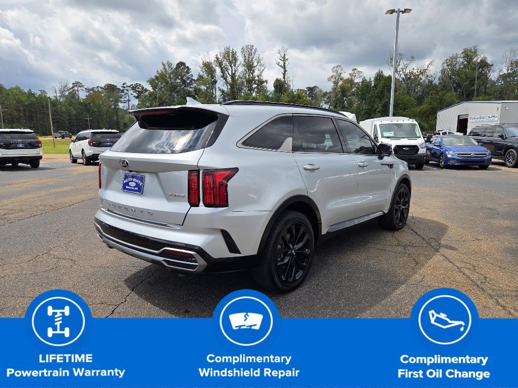used 2021 Kia Sorento car, priced at $29,900