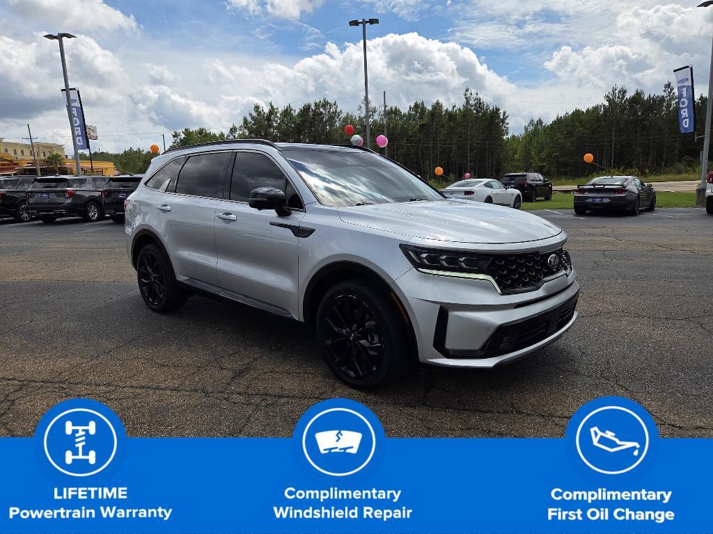 used 2021 Kia Sorento car, priced at $29,900