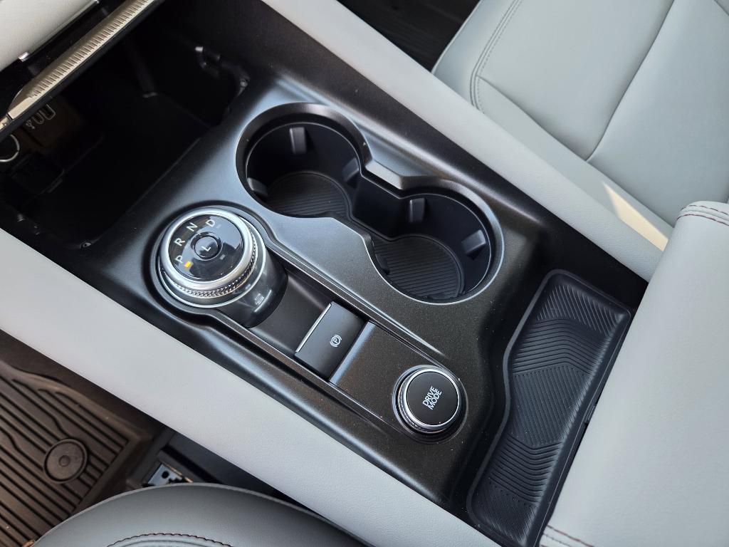 new 2025 Ford Explorer car, priced at $43,987