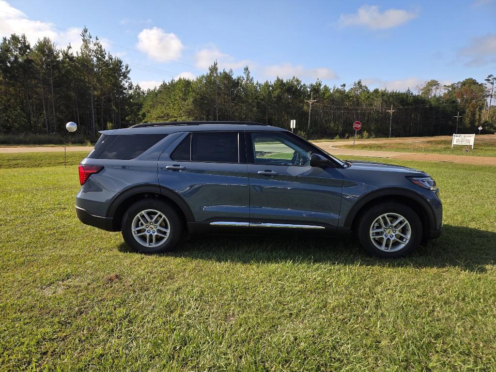 new 2025 Ford Explorer car, priced at $43,987