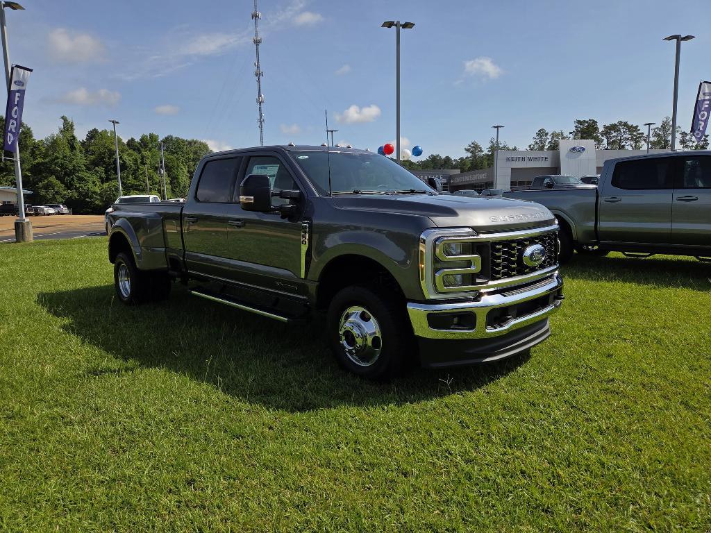 new 2025 Ford F-350 car, priced at $77,985