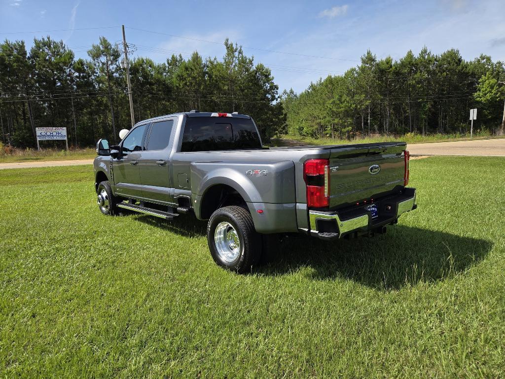 new 2025 Ford F-350 car, priced at $81,110
