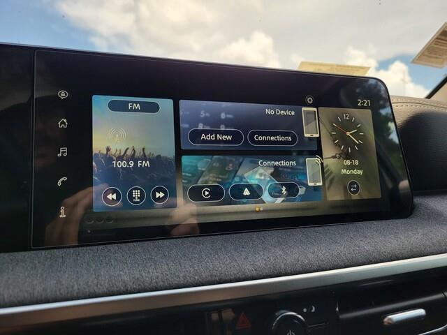 new 2025 Nissan Kicks car, priced at $24,174