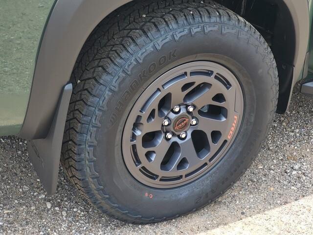 new 2025 Nissan Frontier car, priced at $42,042