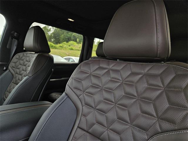 new 2025 Nissan Armada car, priced at $72,582