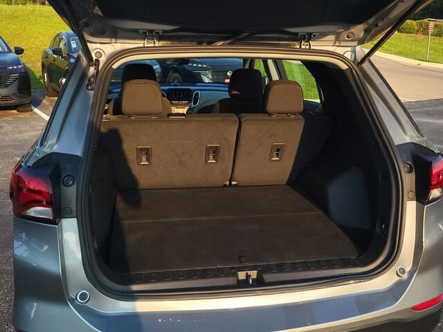 used 2023 Chevrolet Equinox car, priced at $19,999