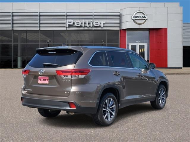 used 2019 Toyota Highlander car, priced at $26,911