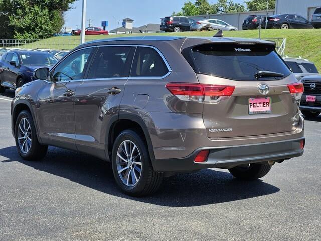 used 2019 Toyota Highlander car, priced at $26,911