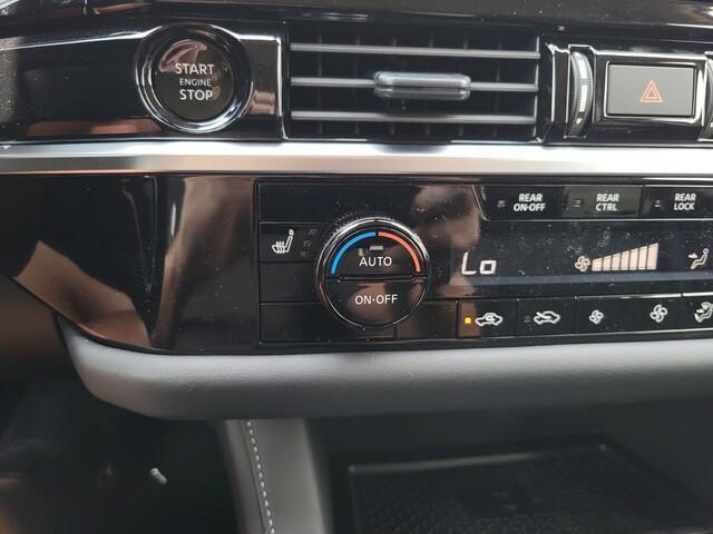 new 2025 Nissan Pathfinder car, priced at $43,939
