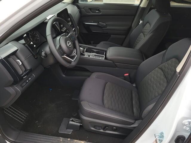 new 2025 Nissan Pathfinder car, priced at $39,119