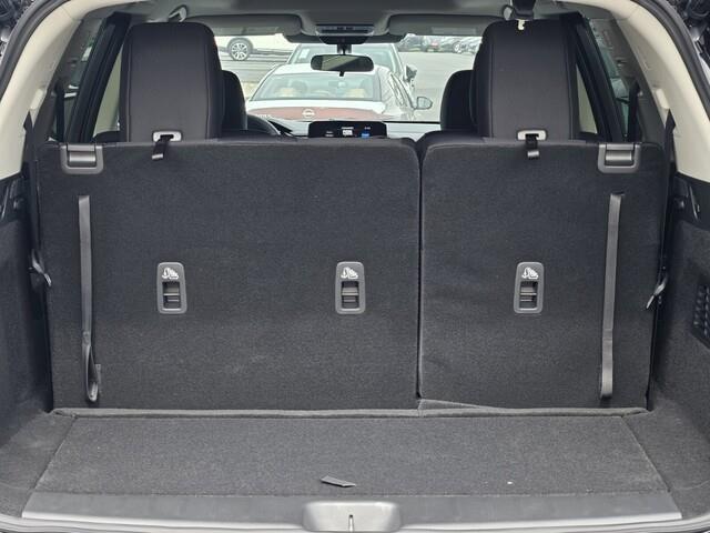 new 2025 Nissan Pathfinder car, priced at $38,104
