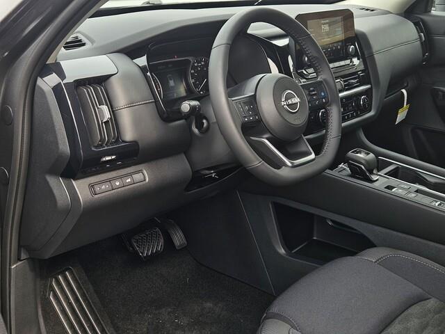 new 2025 Nissan Pathfinder car, priced at $38,104