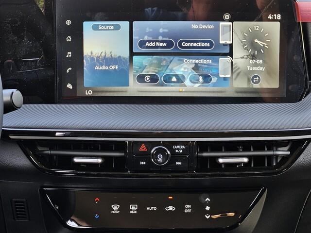 new 2025 Nissan Kicks car, priced at $27,068