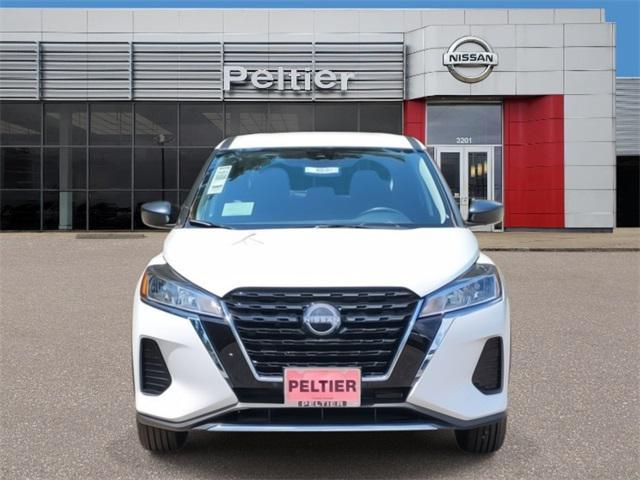 new 2025 Nissan Kicks car, priced at $21,520