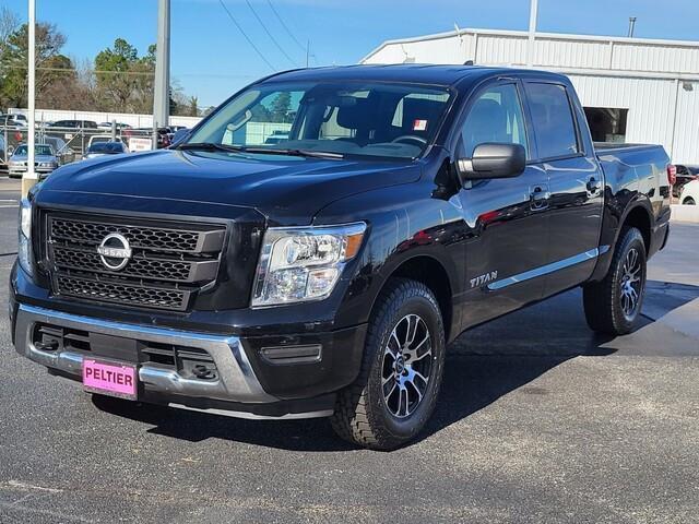 used 2023 Nissan Titan car, priced at $31,261