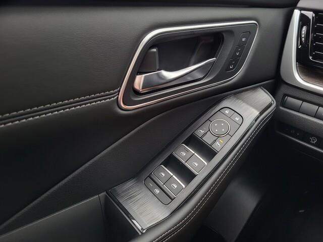 new 2025 Nissan Rogue car, priced at $40,916