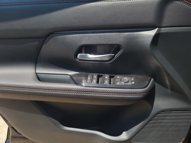 new 2025 Nissan Kicks car, priced at $24,803