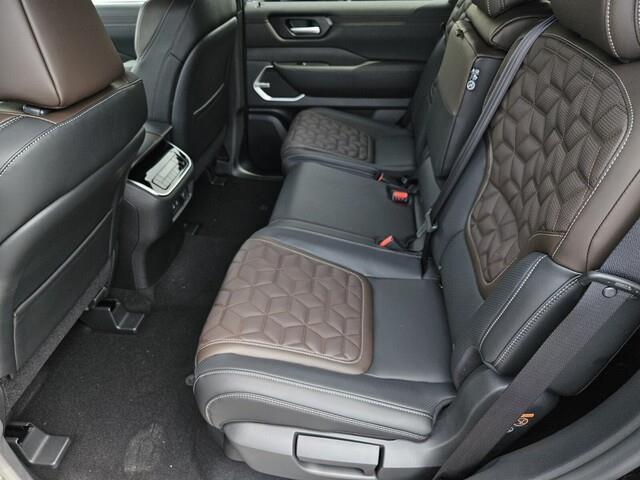 new 2025 Nissan Armada car, priced at $68,993