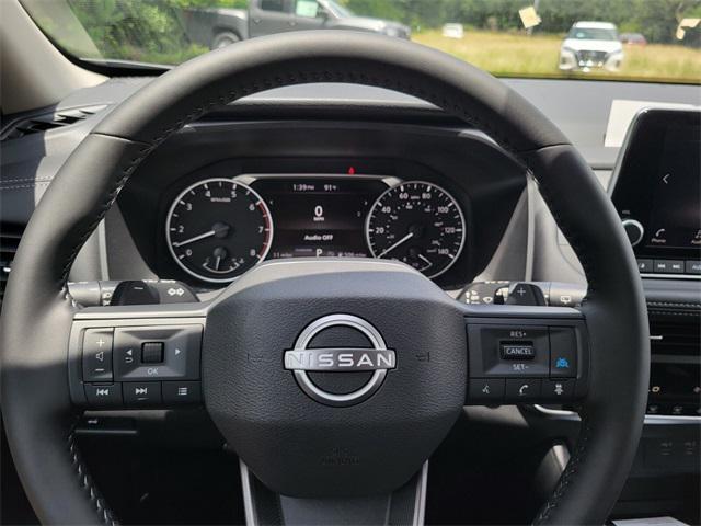 new 2025 Nissan Rogue car, priced at $30,613