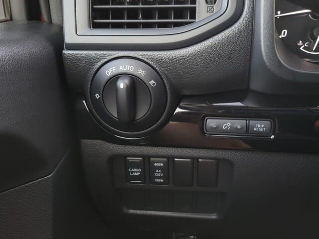 used 2024 Nissan Titan car, priced at $42,999