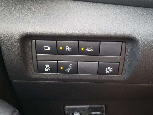 new 2025 Nissan Kicks car, priced at $22,003