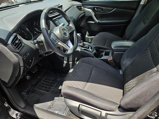 used 2019 Nissan Rogue car, priced at $19,677