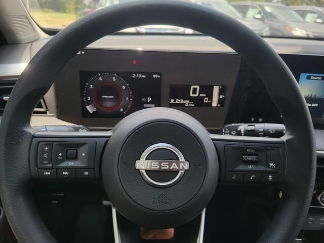 new 2025 Nissan Kicks car, priced at $24,004