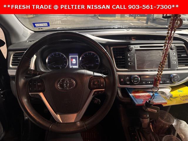 used 2019 Toyota Highlander car, priced at $26,179