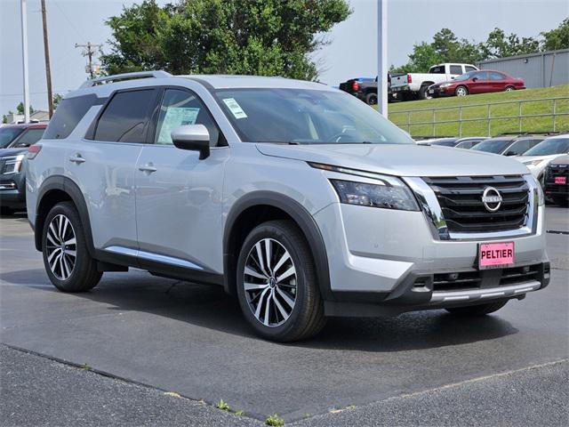 new 2025 Nissan Pathfinder car, priced at $45,056