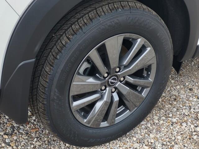 new 2025 Nissan Pathfinder car, priced at $40,881