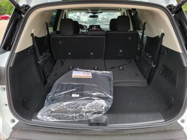 new 2025 Nissan Pathfinder car, priced at $40,881